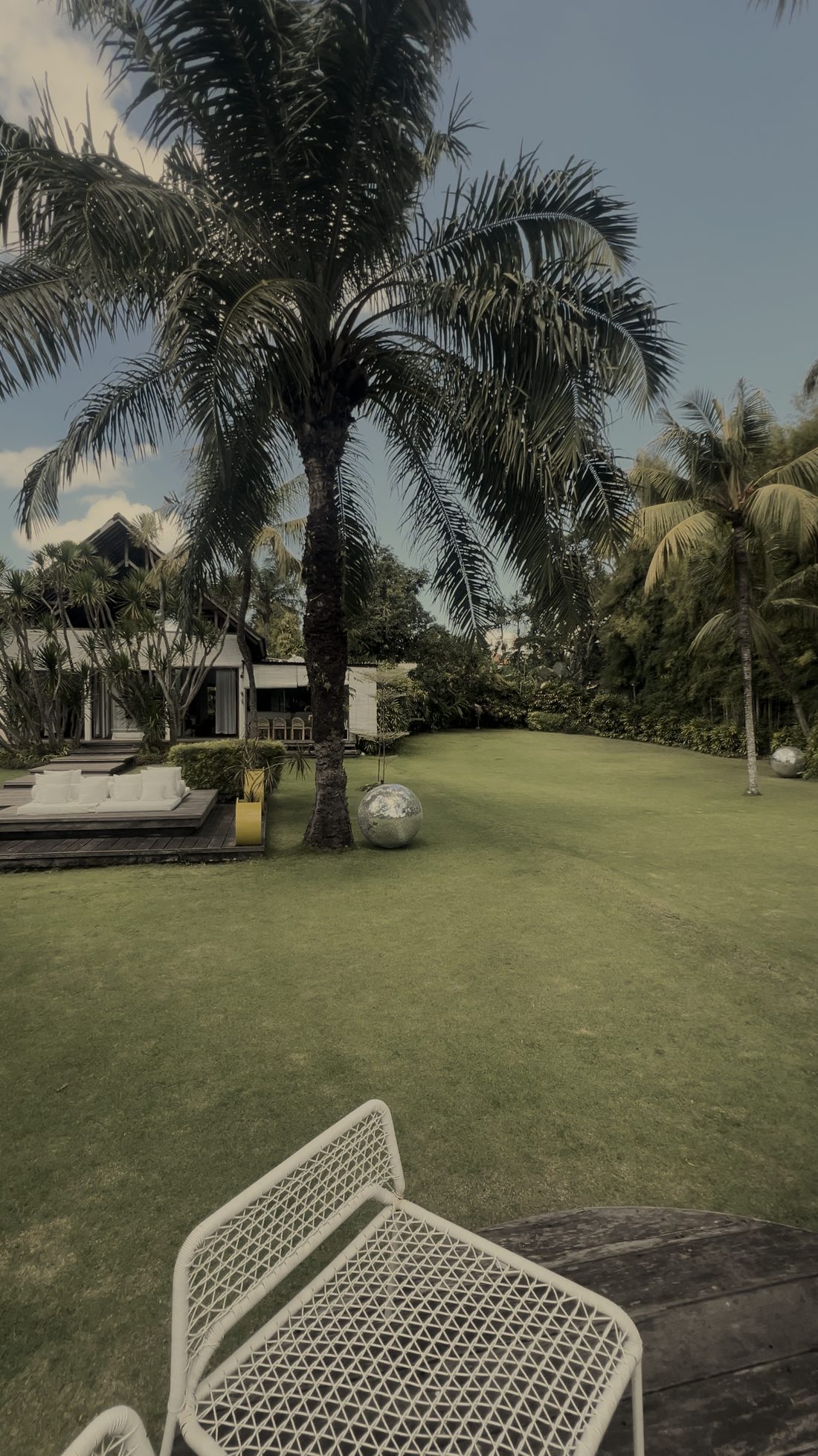 De tuin van de villa op Bali